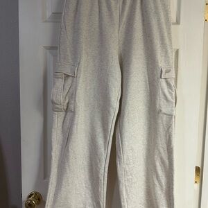 Women’s Fabletics Cream Cargo sweatpants